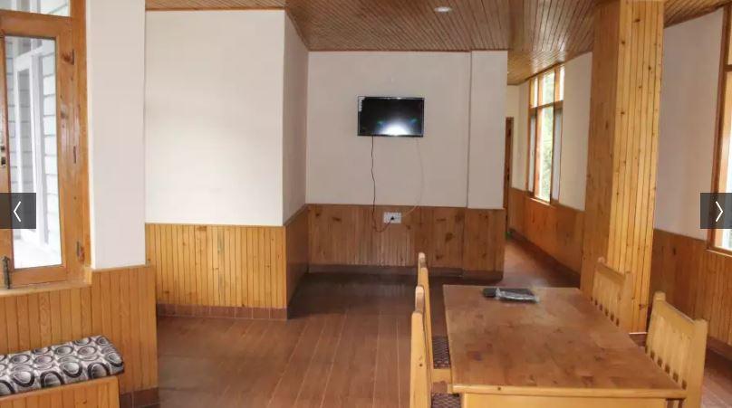 Hotel Manali Continental Екстер'єр фото