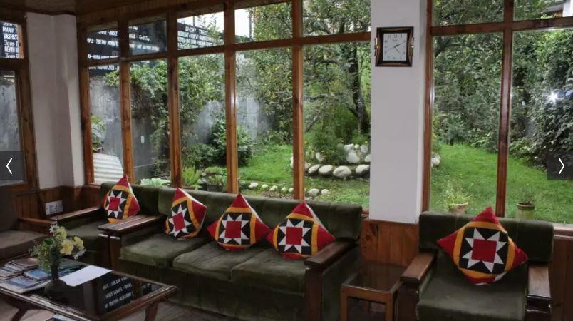 Hotel Manali Continental Екстер'єр фото